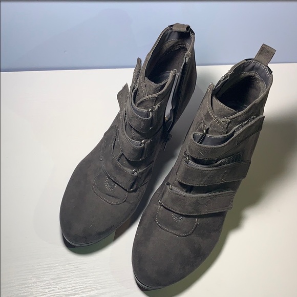 DANA BUCHMAN wedges - Picture 1 of 2